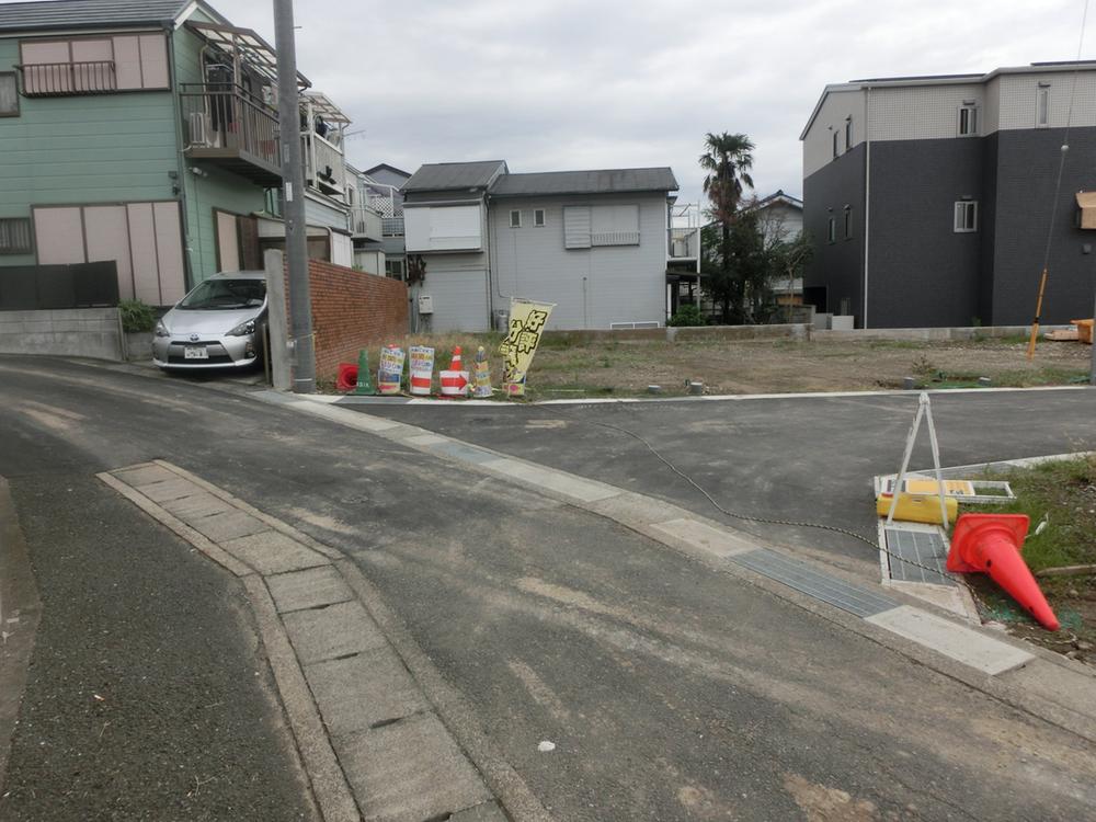 Local photos, including front road. Current Status photo