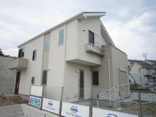 Local appearance photo. Itopia home construction