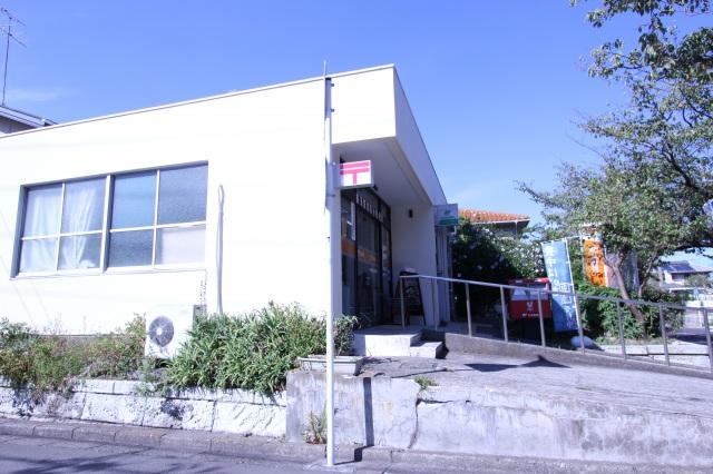 post office. 460m to Yokosuka Takatori base post office