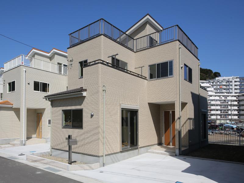 Local appearance photo. Building 3 ・ July 2013 completion