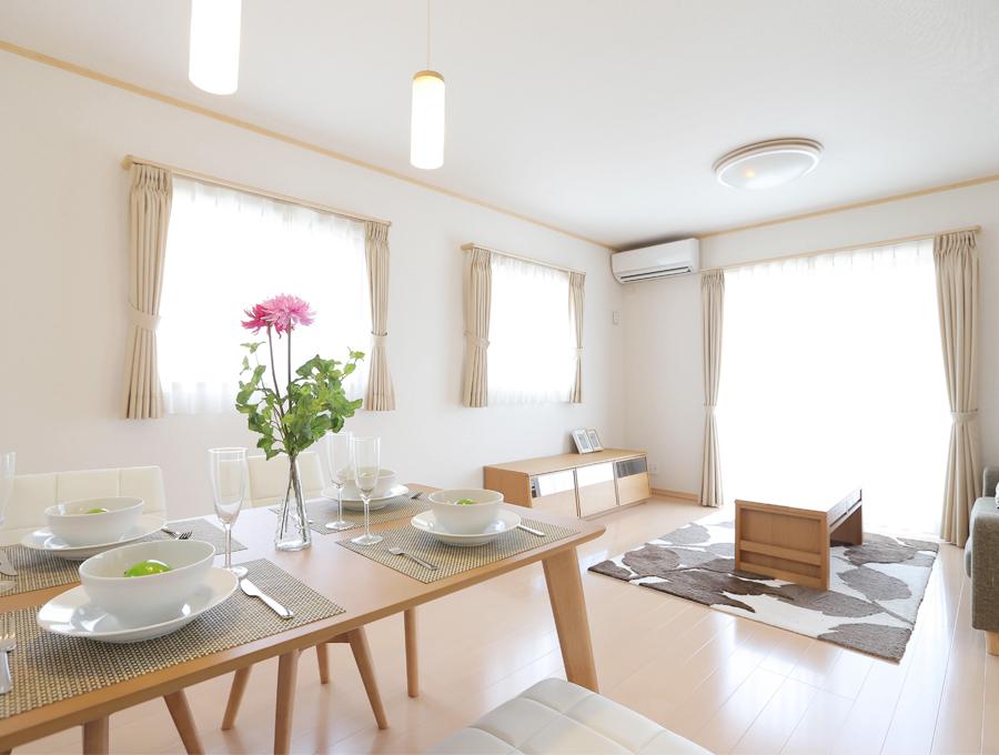  [Our condominium construction cases / LDK] LDK will offer a rich floor plan plan tailored to family life. Please try by all means to the preview as well, so we have one after another completed building!. Our condominium construction cases / LDK