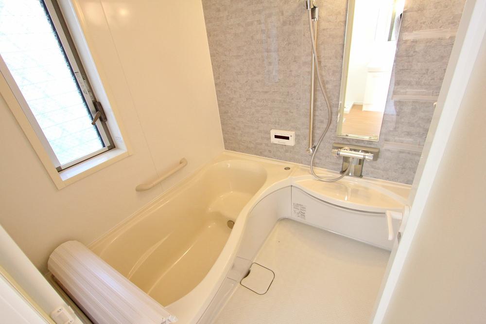 Same specifications photo (bathroom). Example of construction