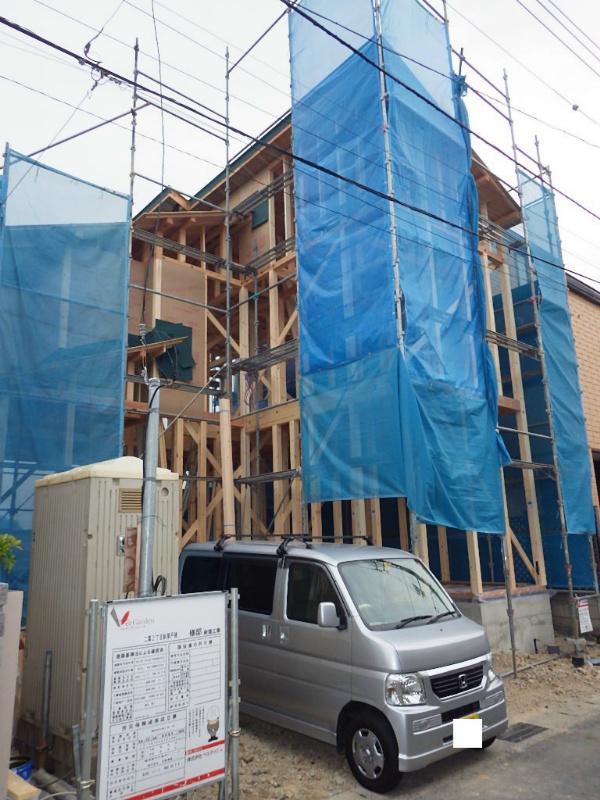 Local appearance photo. The latest is a local photo. Sunshine ・ Ventilation good