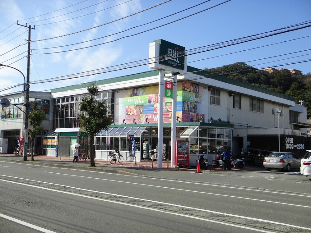 Other local. Local (10 May 2013) Shooting