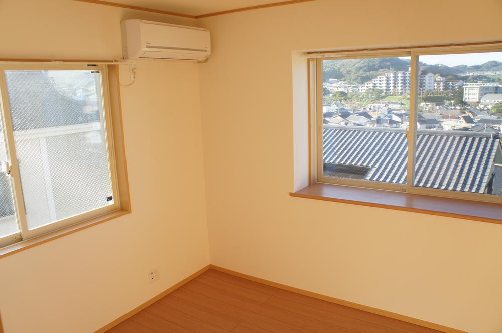 Non-living room. Indoor (10 May 2013) Shooting