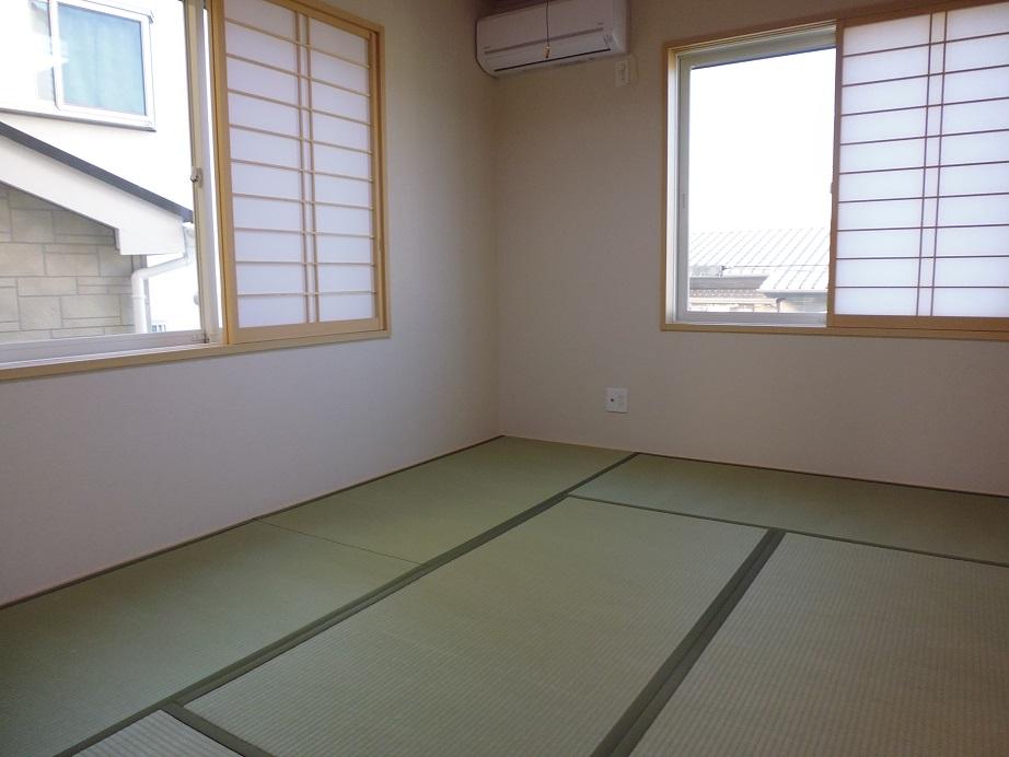 Non-living room. Indoor (11 May 2013) Shooting