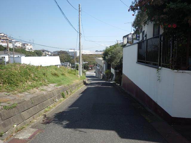 Local photos, including front road. Northwest side of the road