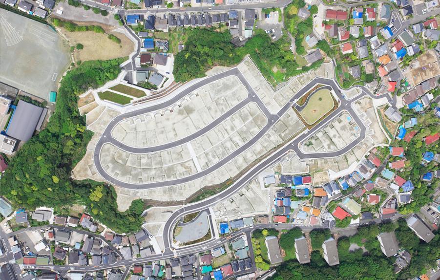 aerial photograph. Development total area 44340.47 sq m , Big scale of the total compartment number 141 compartment. Breeze ・ Local feeling of openness "on the hill" unique taste Hidamari to fully is seen from the charm (sky / March 2011 shooting)