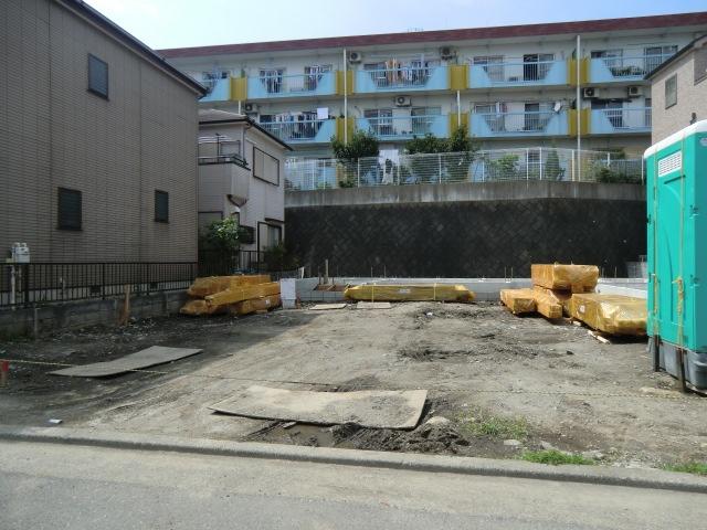 Local photos, including front road. Situated in a quiet, residential area!