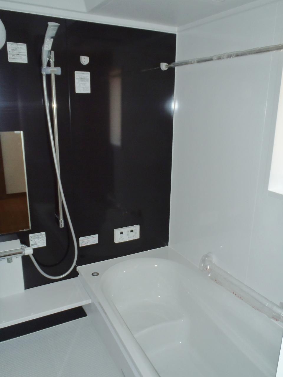 Same specifications photo (bathroom). Example of construction