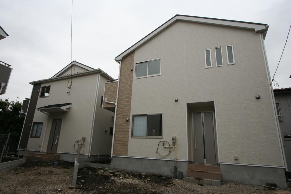 Local appearance photo. Local (10 May 2013) Shooting