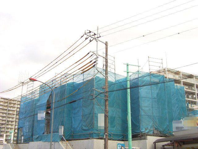 Local appearance photo. Local (12 May 2013) Shooting