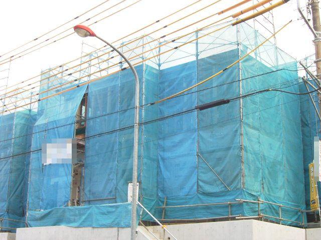 Local appearance photo. Local (12 May 2013) Shooting