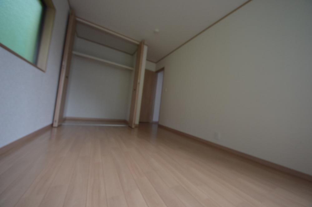 Non-living room. Building 2 Stairs (July 2013) Shooting