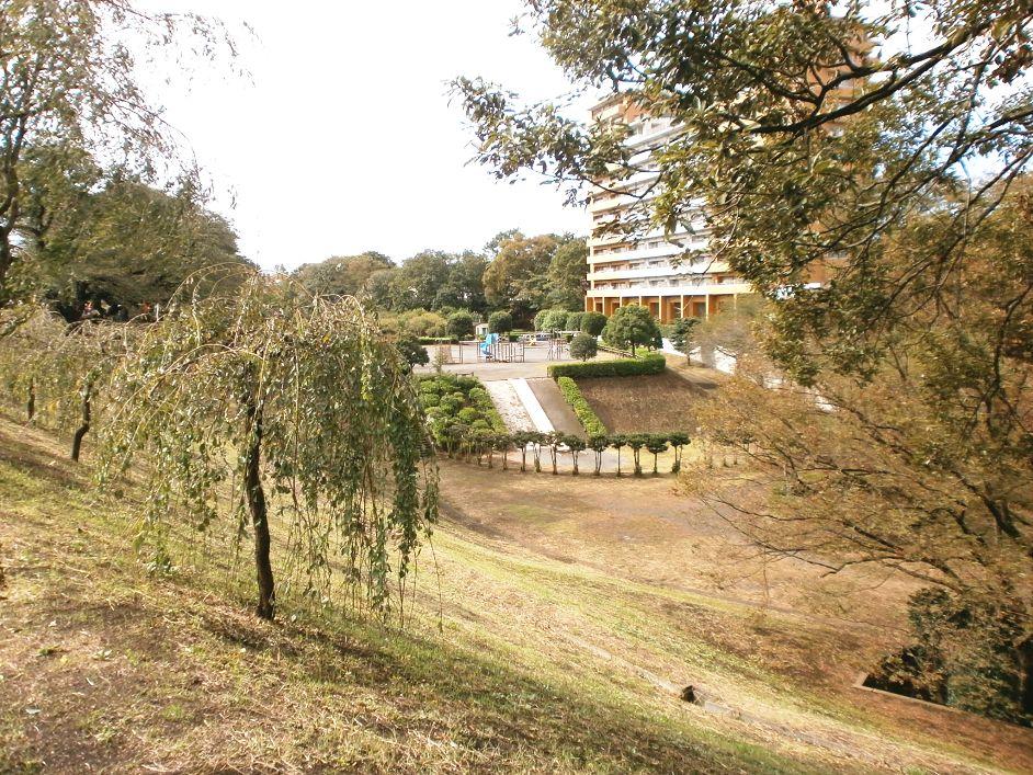 park. Until KanigaSawa park 1449m