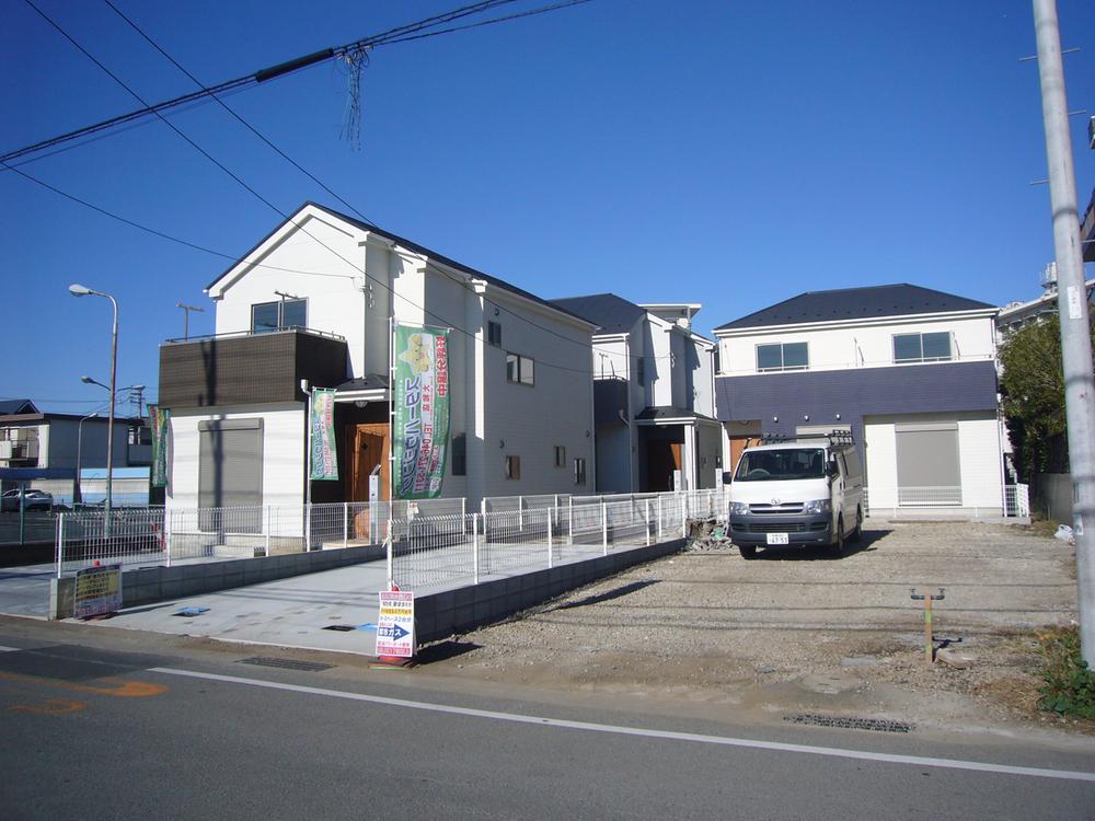 Local appearance photo. Local (11 May 2013) Shooting