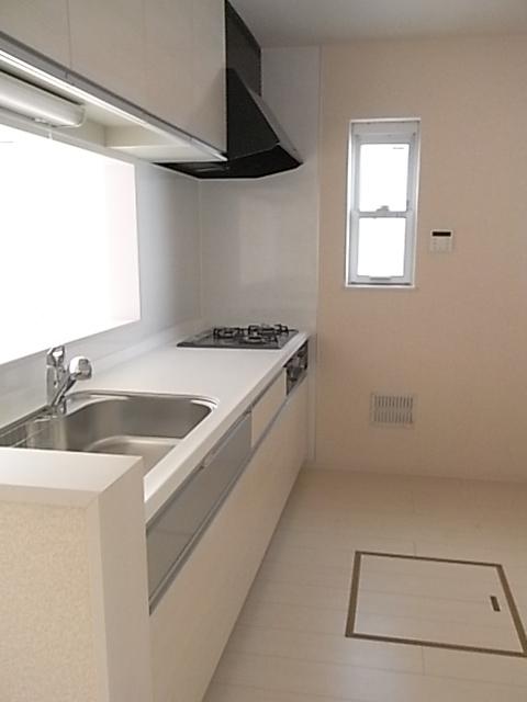 Kitchen. Same specifications