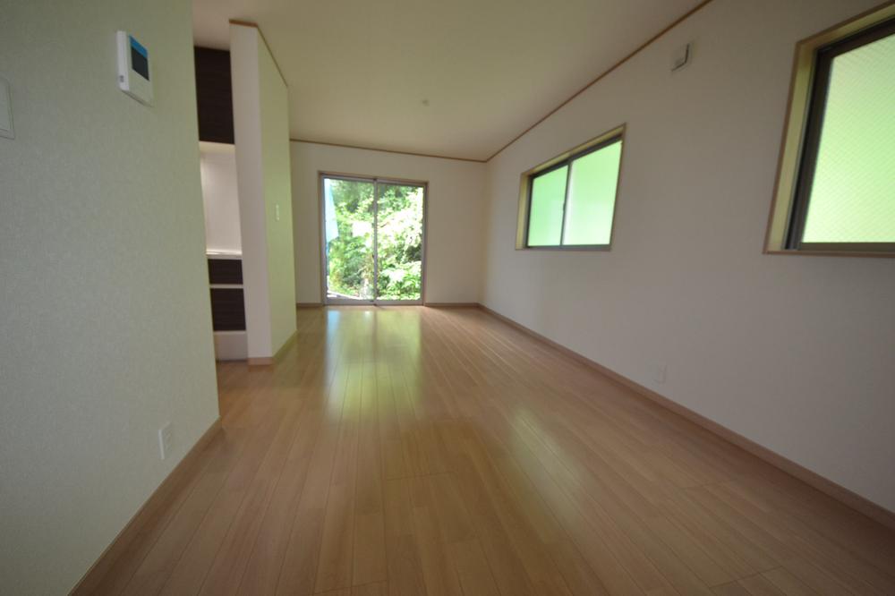 Living. Local (September 2013) Shooting