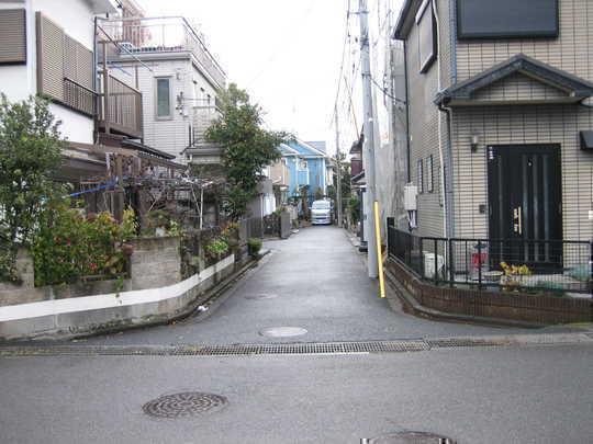 Local photos, including front road. Frontal road