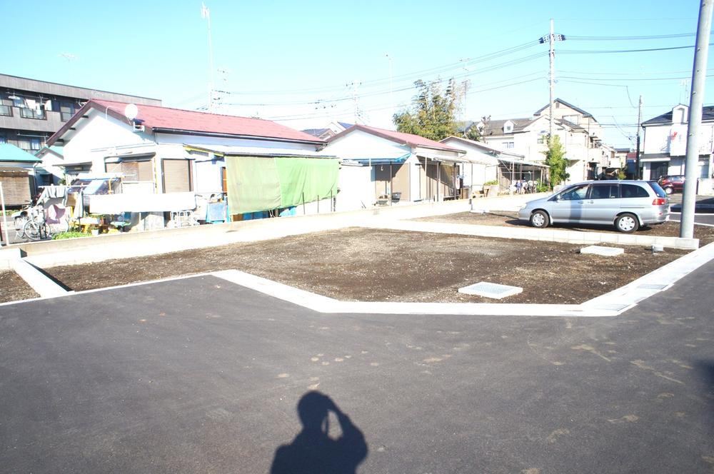 Local photos, including front road. 6 Building