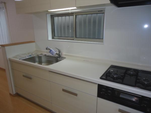 Same specifications photo (kitchen)