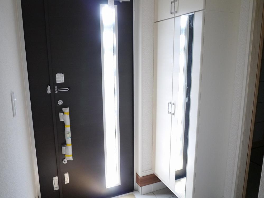 Same specifications photos (Other introspection)