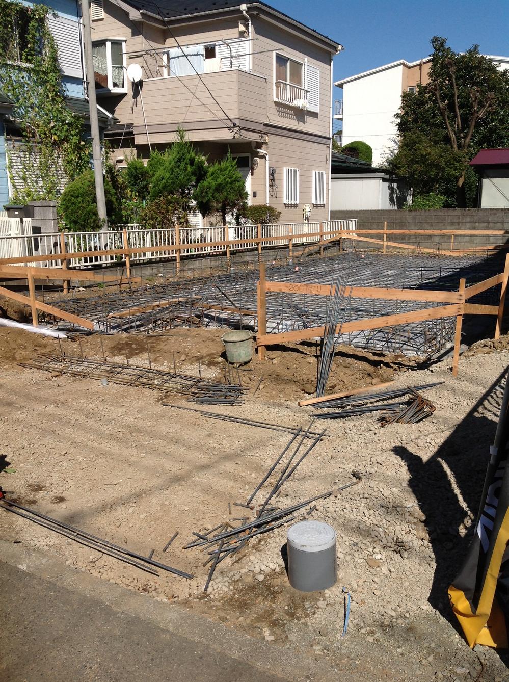 Local appearance photo. Local (09 May 2013) Shooting