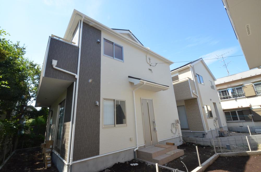 Local appearance photo. Bright local that new construction is gather ☆