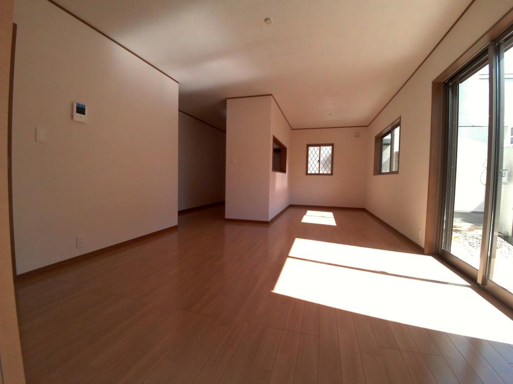 Living. Indoor (11 May 2013) Shooting