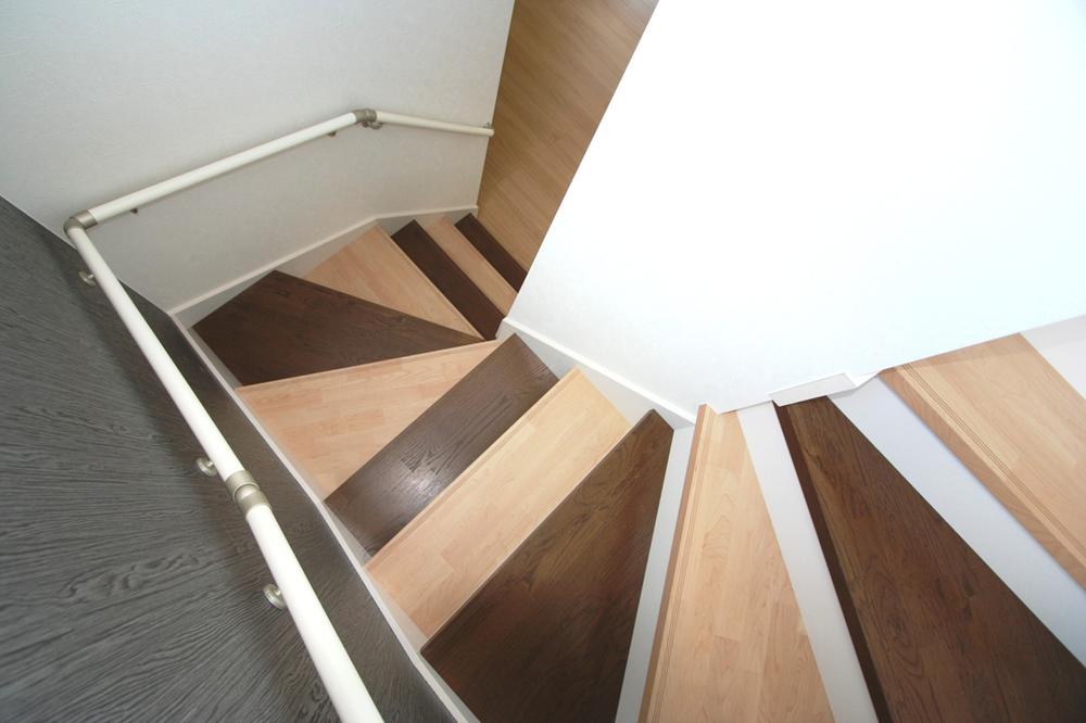 Same specifications photos (Other introspection). Same specifications