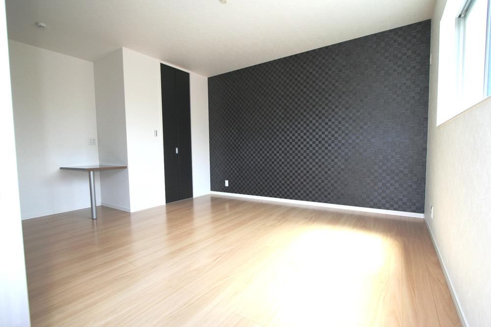 Same specifications photos (Other introspection). Same specifications