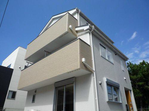 Local appearance photo. It is a photograph of the company's enforcement.