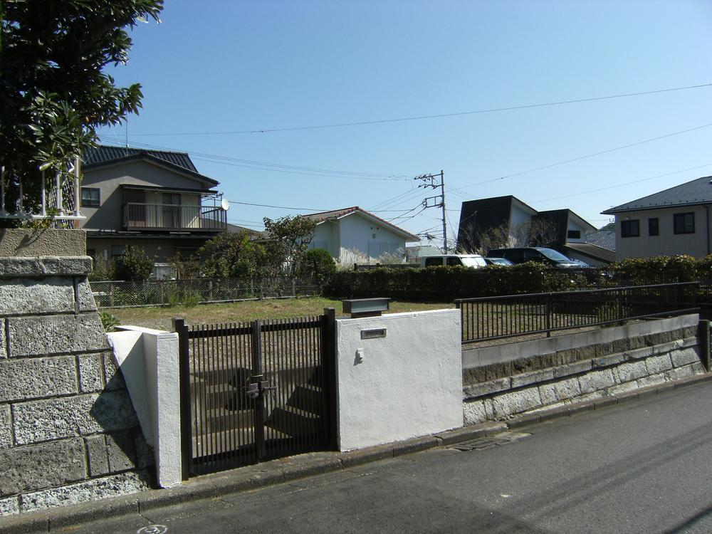 Local land photo. Local (10 May 2013) Shooting