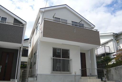 Local appearance photo. Local (10 May 2013) Shooting