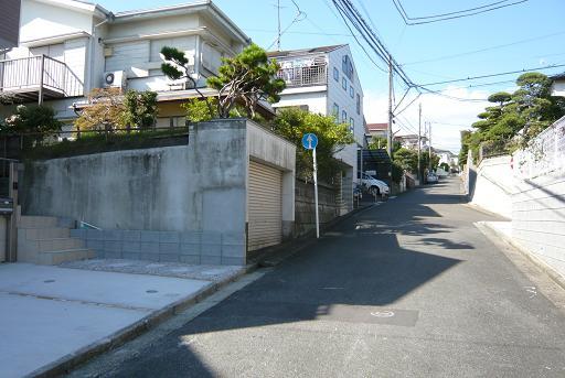 Local photos, including front road. Local (10 May 2013) Shooting