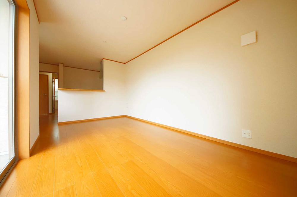 Living. Indoor (July 2013) Shooting, Come please preview.