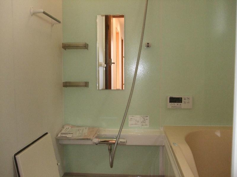 Bathroom. It is a bathroom photo of Hitotsubo type.