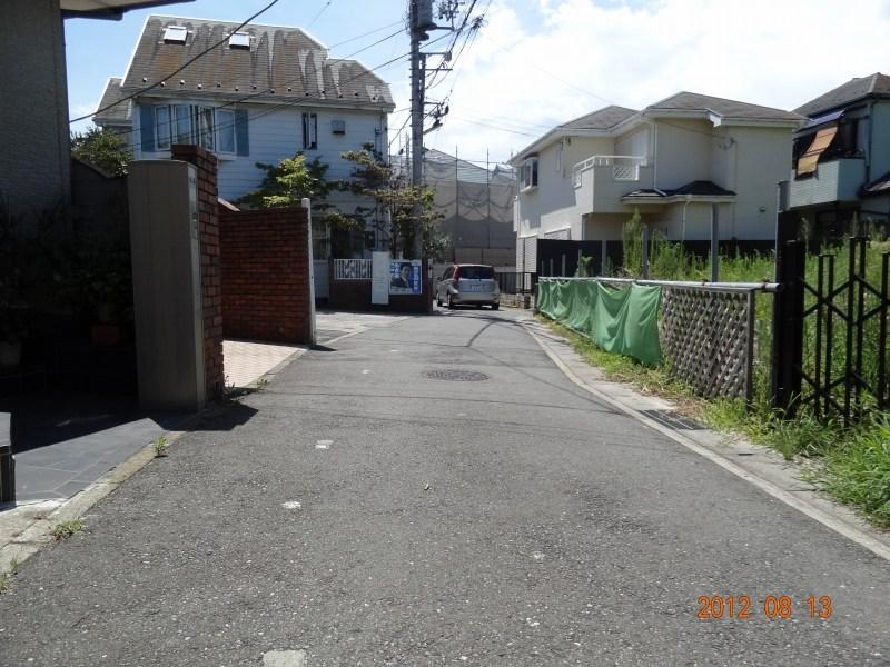 Local photos, including front road. Front road (1).