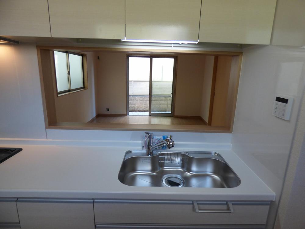 Kitchen. Indoor (11 May 2013) Shooting