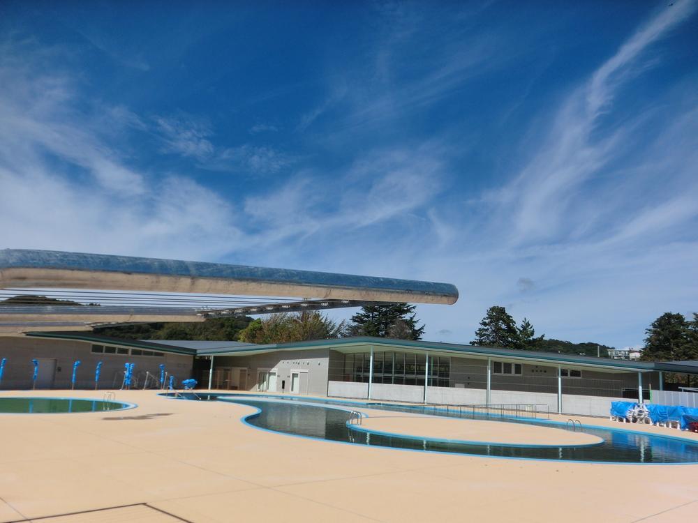 Streets around. Ikego Sports Park ・ Is a short walk also to pool!