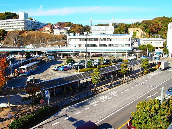 station. Until JR Zushi 1450m