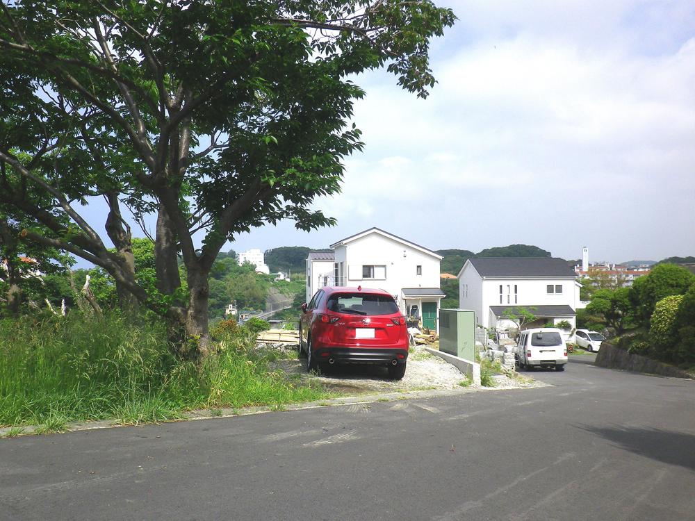 Local photos, including front road. Local (May 2013) Shooting