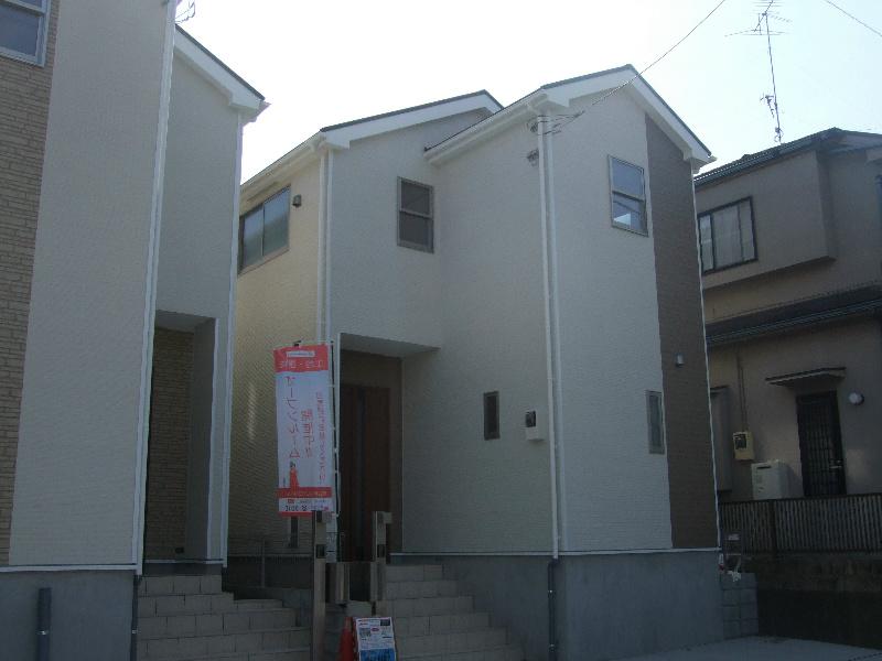 Local appearance photo. Building completed. Please have a look once. 