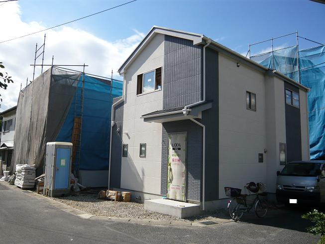 Local appearance photo. Building 3, 4 Building site (October 2013) Shooting