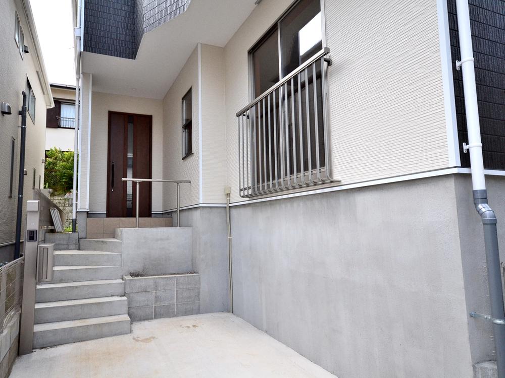 Parking lot. Local (August 2013) Shooting