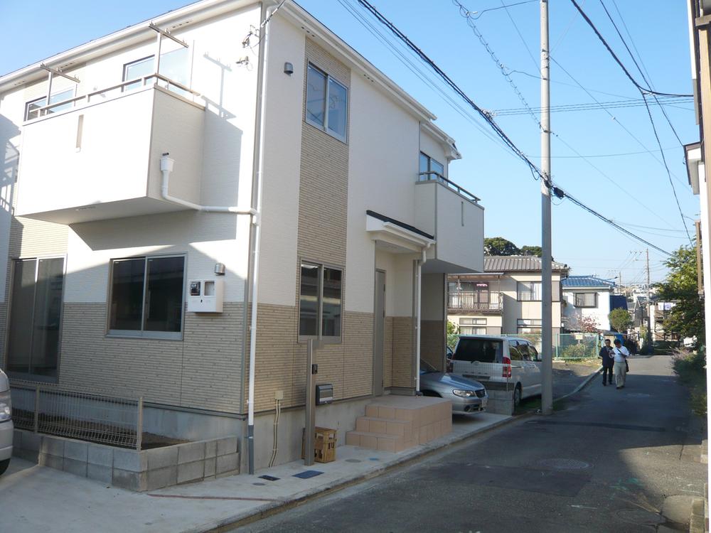 Same specifications photos (appearance)