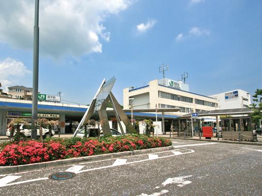 station. Until Zushi Station 850m walk 11 minutes