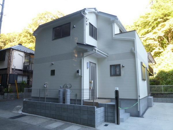 Local appearance photo. Building completed. Please have a look once. 