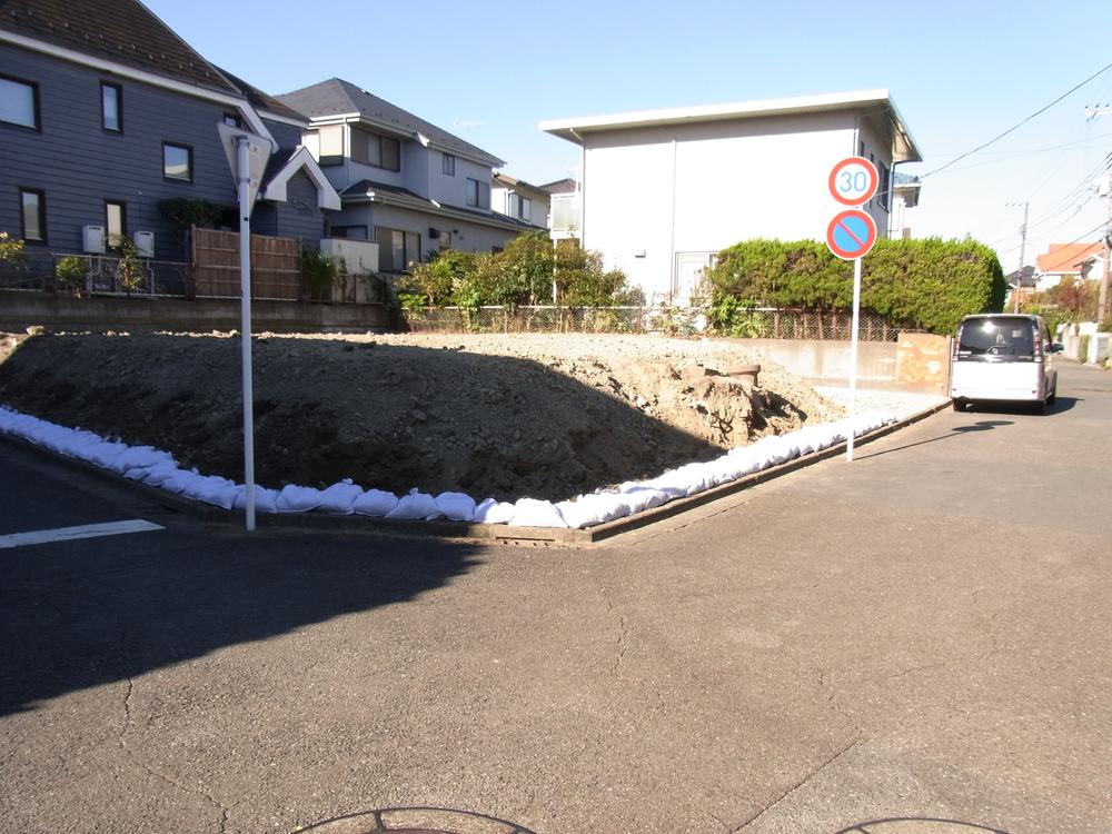 Local land photo. Local (12 May 2013) Shooting