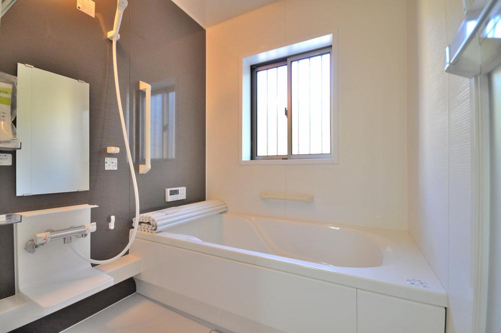 Same specifications photo (bathroom). Same specifications